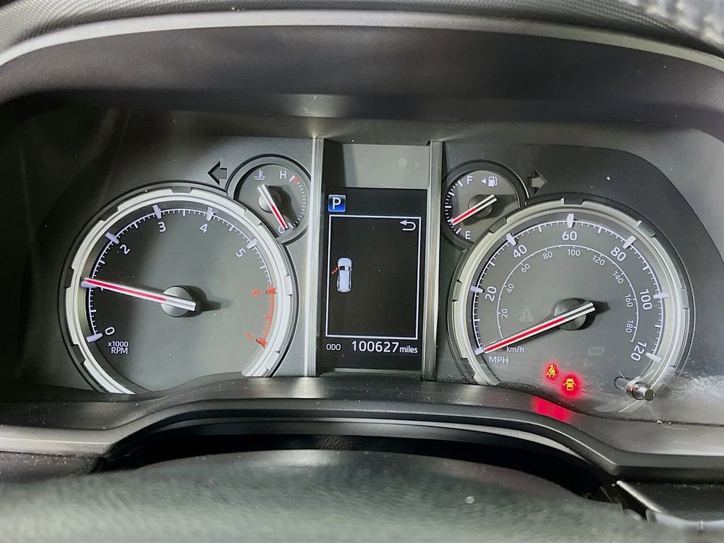 Used 2020 Toyota 4Runner TRD Off-Road Premium AWD/4WD image 18