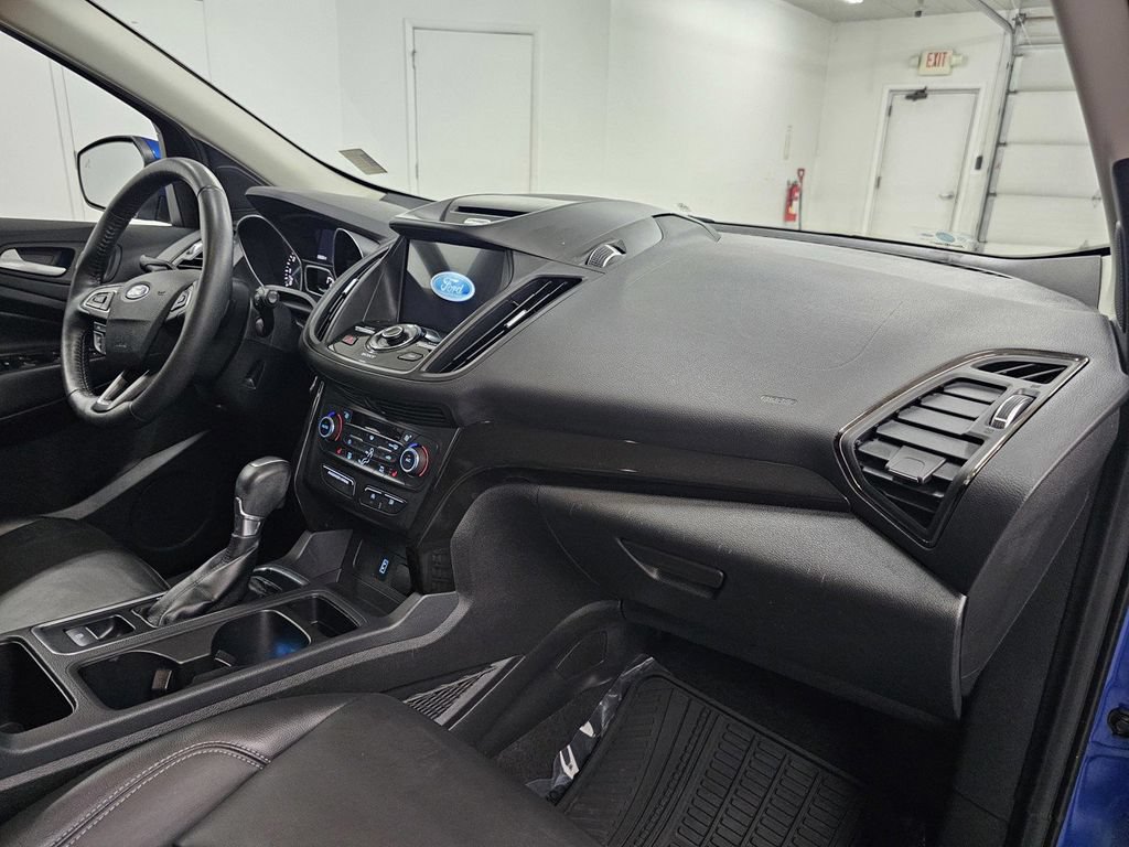 Used 2017 Ford Escape Titanium AWD/4WD image 13