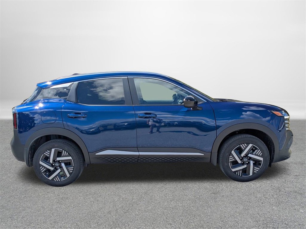New 2026 Nissan Kicks SV image 2