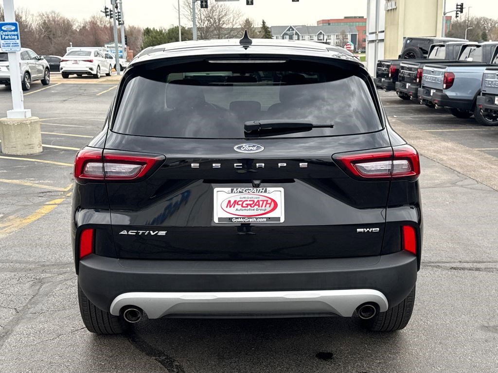Used 2023 Ford Escape Active image 10