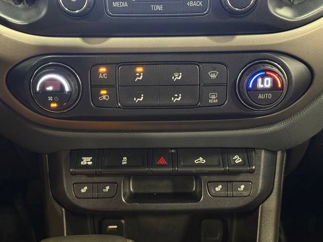 Used 2018 Chevrolet Colorado Z71 AWD/4WD image 28