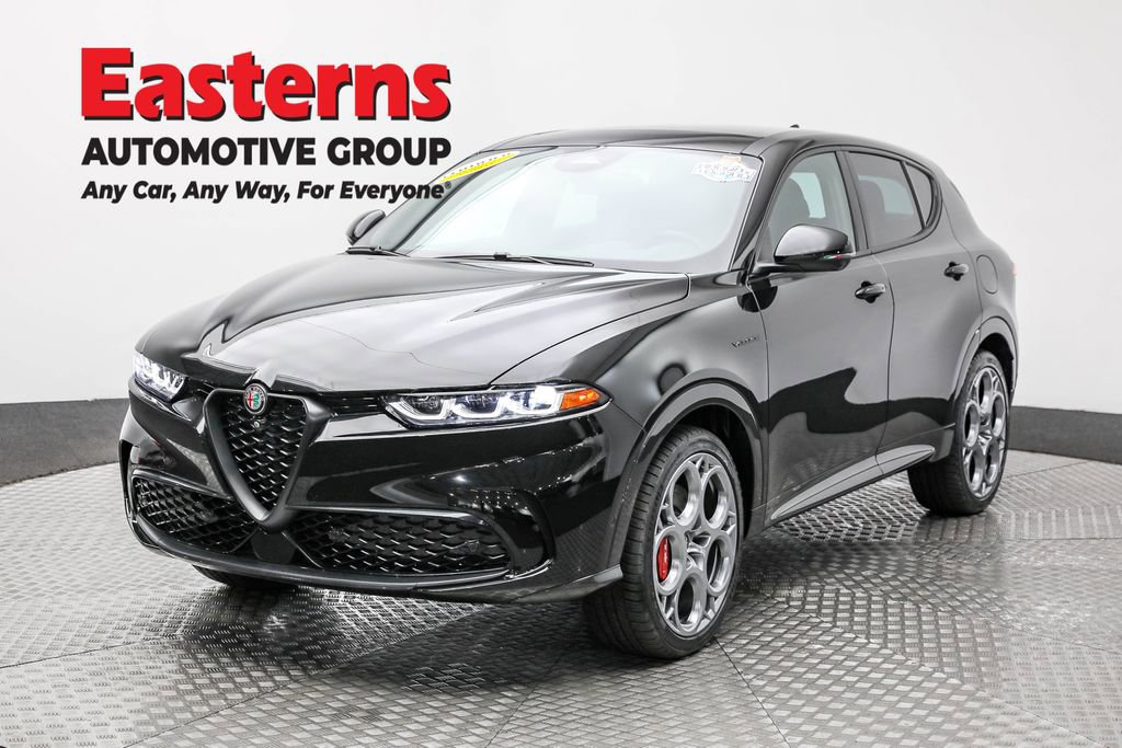 Used 2024 Alfa Romeo Tonale Veloce AWD/4WD image 1