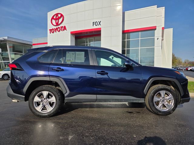 Used 2025 Toyota RAV4 XLE AWD/4WD image 8
