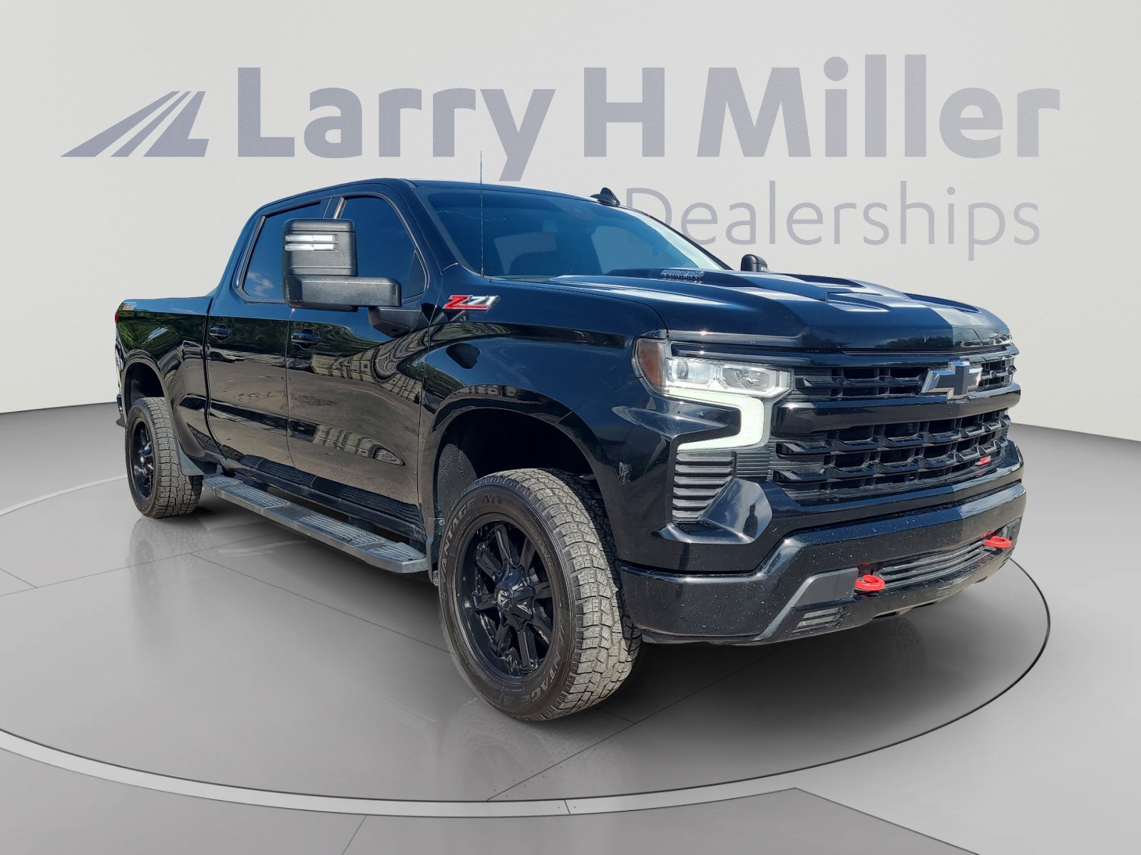 Used 2022 Chevrolet Silverado 1500 LT Trail Boss w/ Convenience Package II AWD/4WD image 7