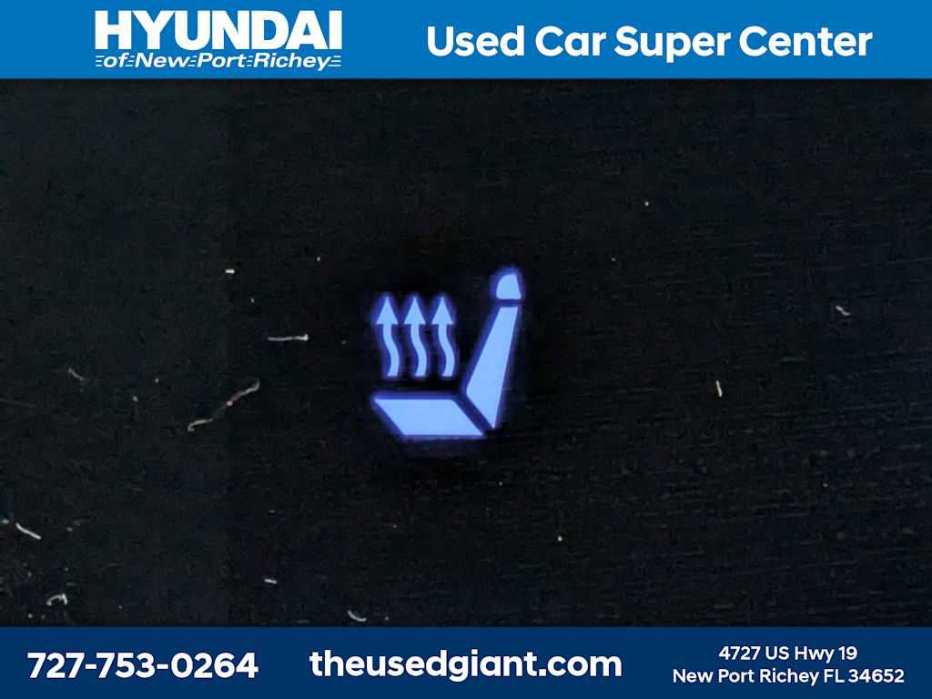 Used 2024 Hyundai Santa Fe SEL FWD image 29