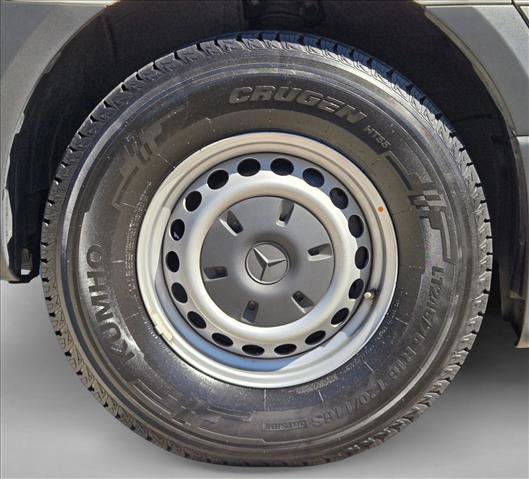 Used 2024 Mercedes-Benz Sprinter 2500 image 22