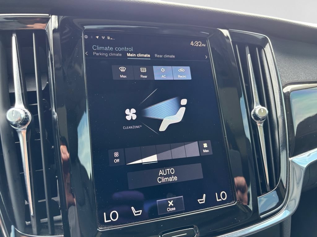 Used 2018 Volvo S90 T5 Momentum w/ Convenience Package FWD image 23