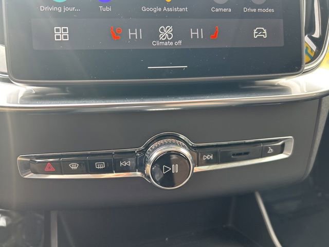 Certified 2025 Volvo XC90 B6 Plus AWD/4WD image 25