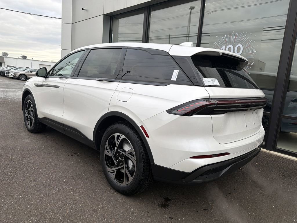 New 2026 Lincoln Nautilus Premier w/ Jet Appearance Package image 2