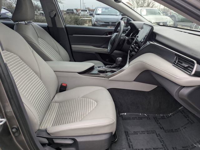 Used 2022 Toyota Camry SE image 31