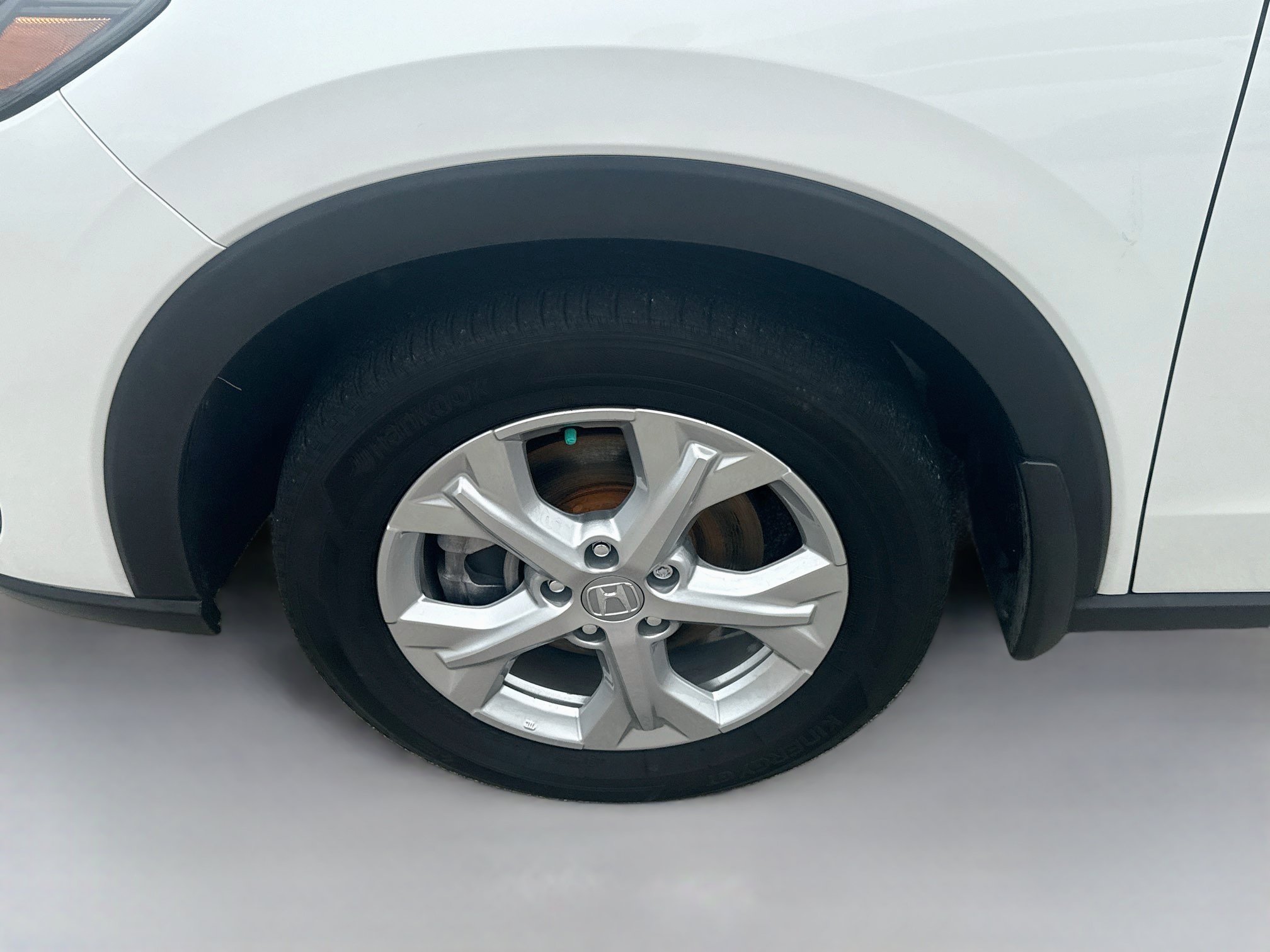 Used 2025 Honda HR-V LX image 33
