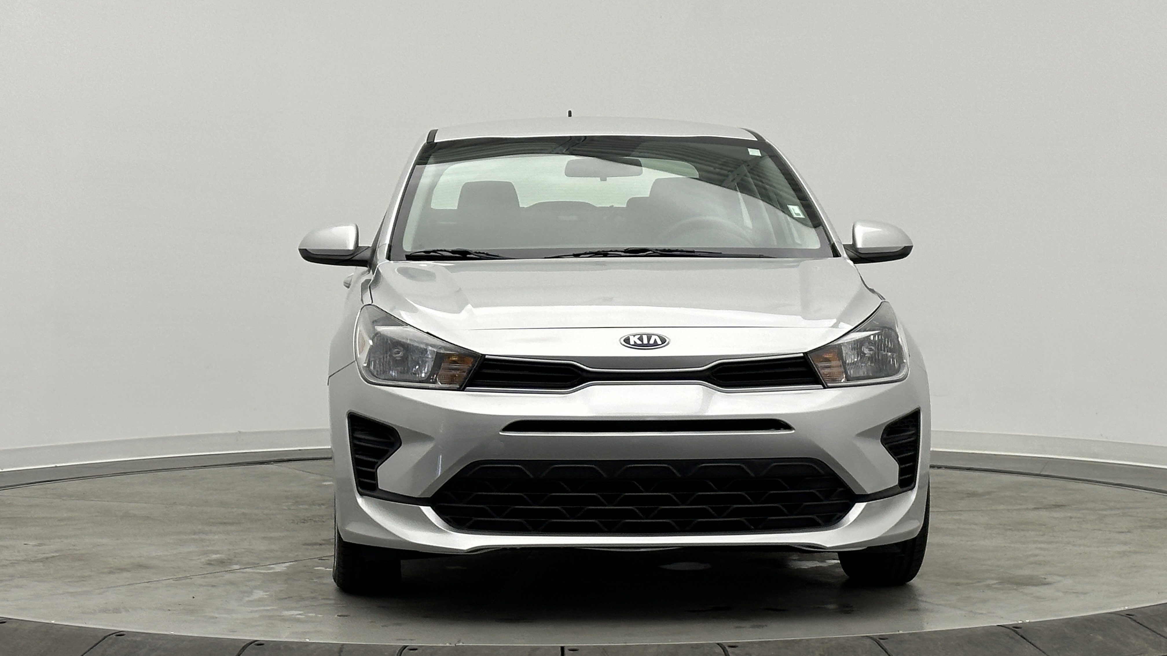 Used 2021 Kia Rio S image 2