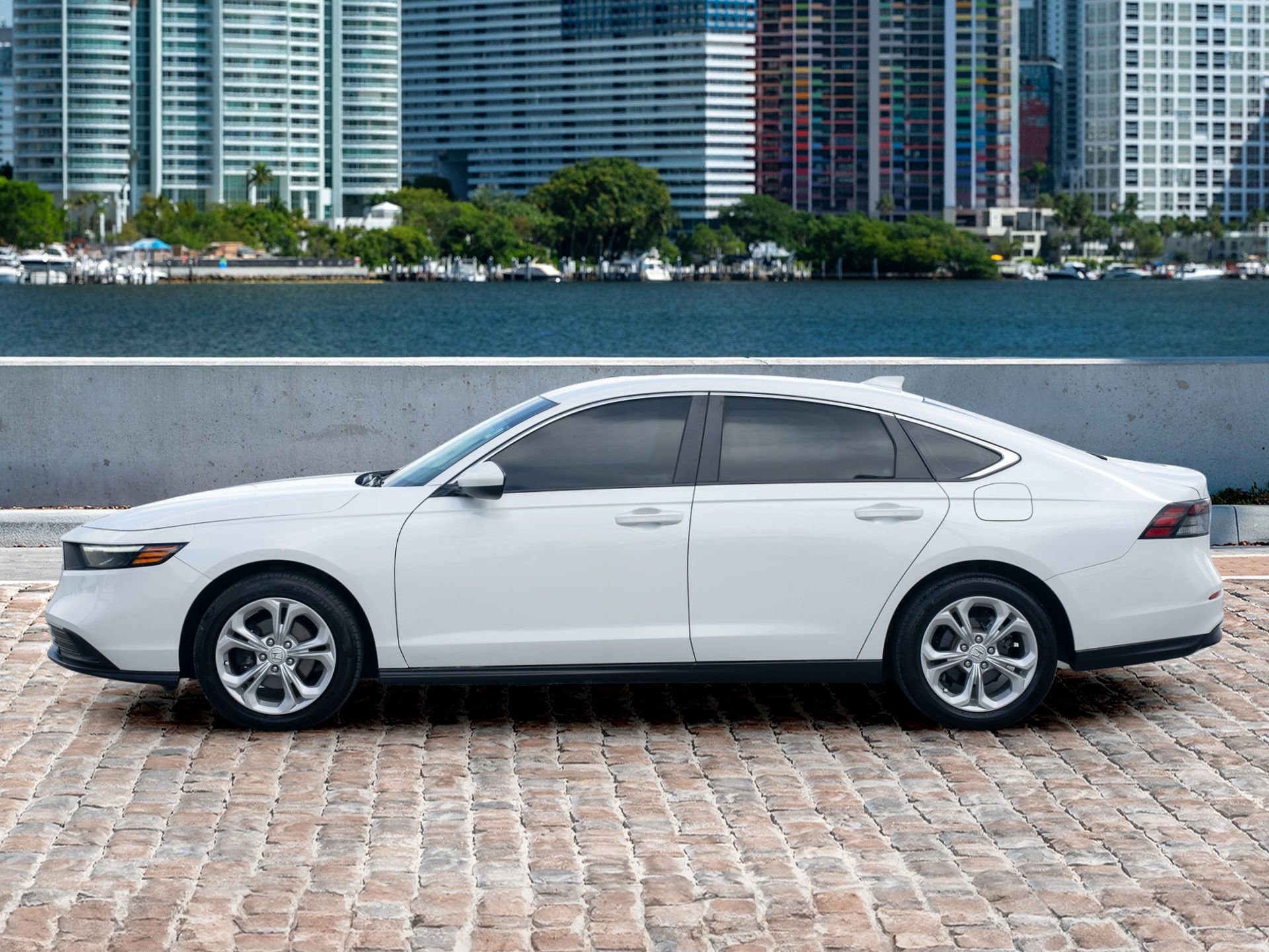 Used 2023 Honda Accord LX image 8