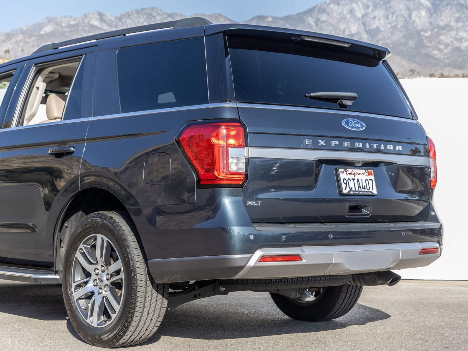 Used 2022 Ford Expedition XLT RWD image 9