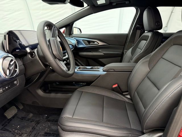 New 2026 Chevrolet Equinox EV LT image 13