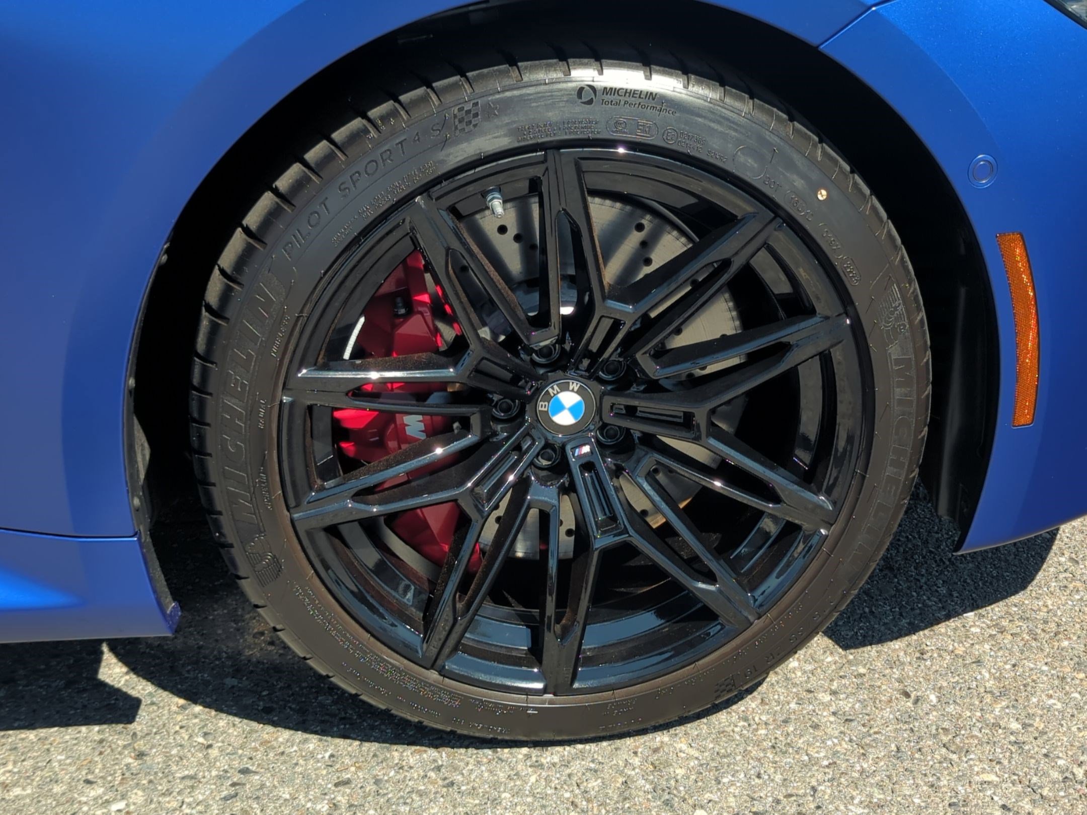 Used 2024 BMW M2 w/ Lighting Package image 13