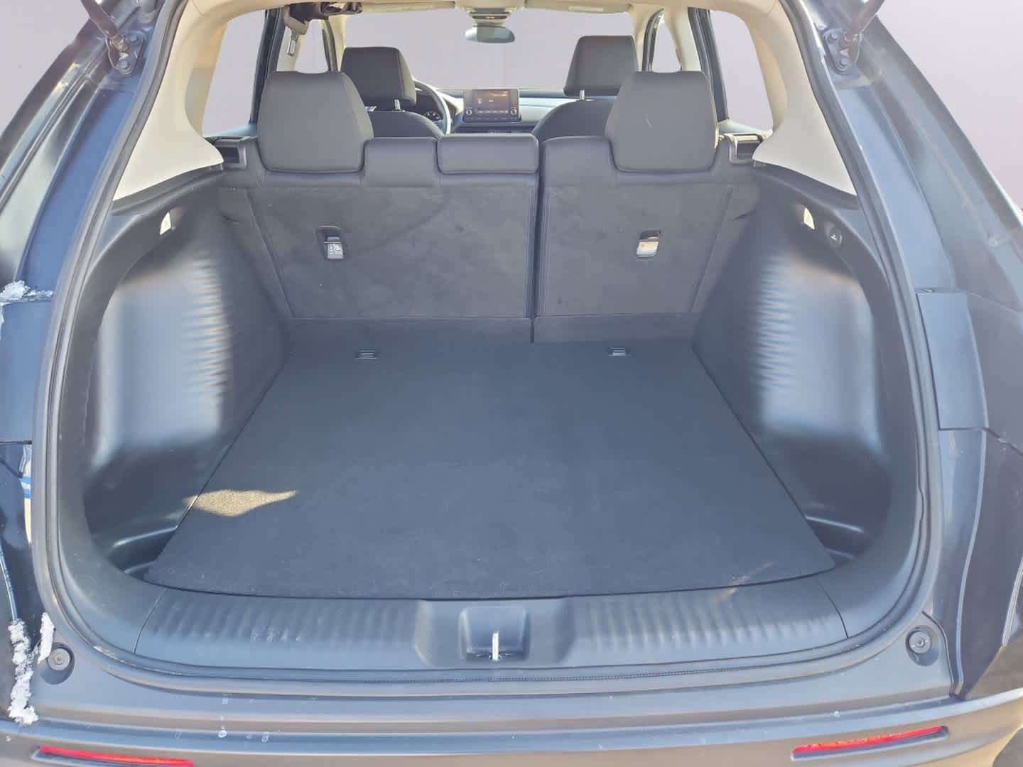 Certified 2023 Honda HR-V LX image 27