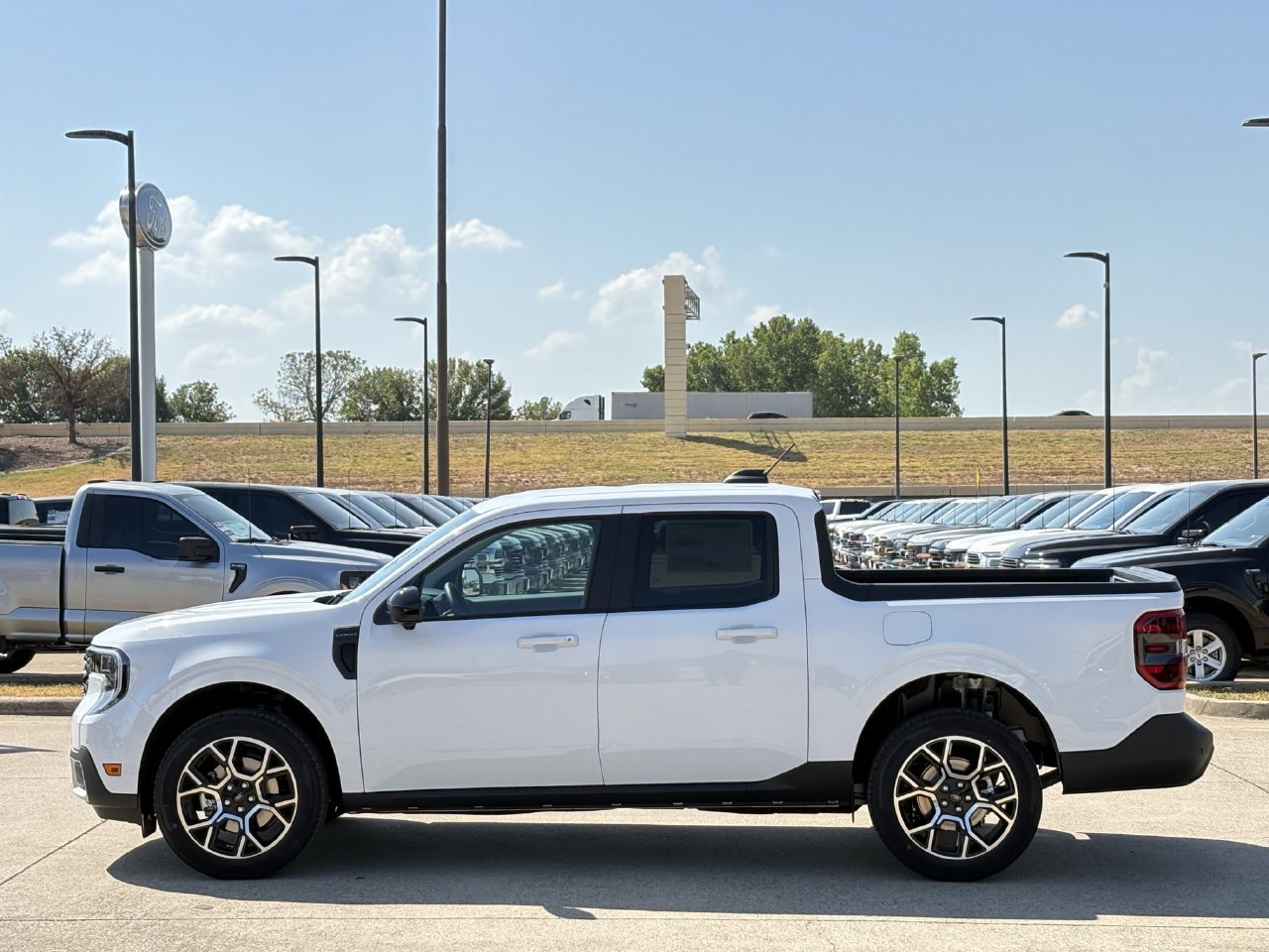 New 2026 Ford Maverick Lariat AWD/4WD image 3