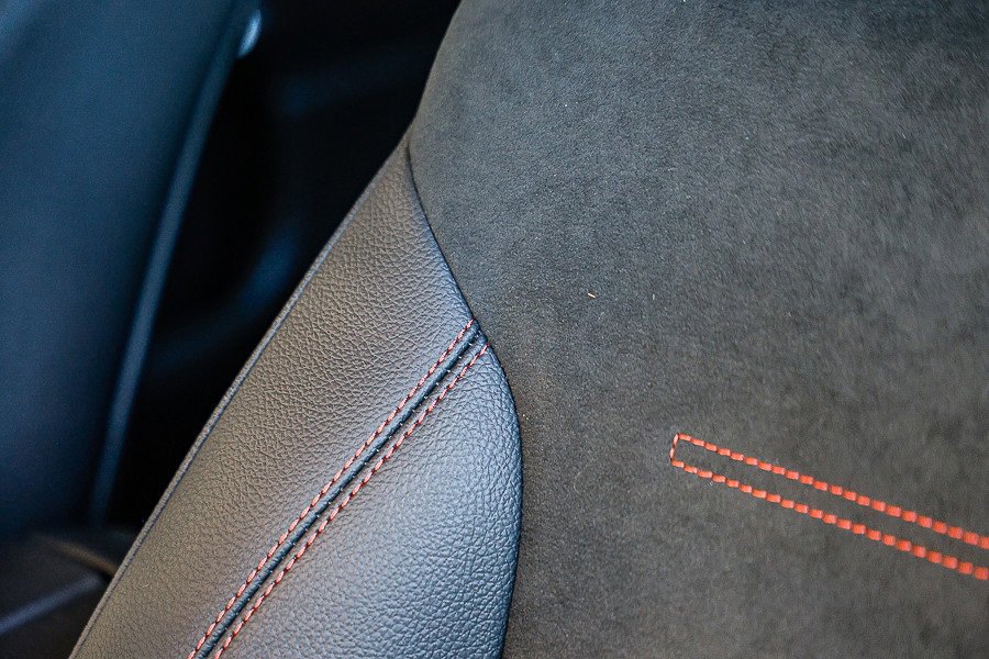 Used 2024 Mercedes-Benz EQB 300 4MATIC image 23