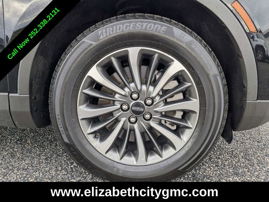 Used 2023 Lincoln Nautilus Reserve image 12