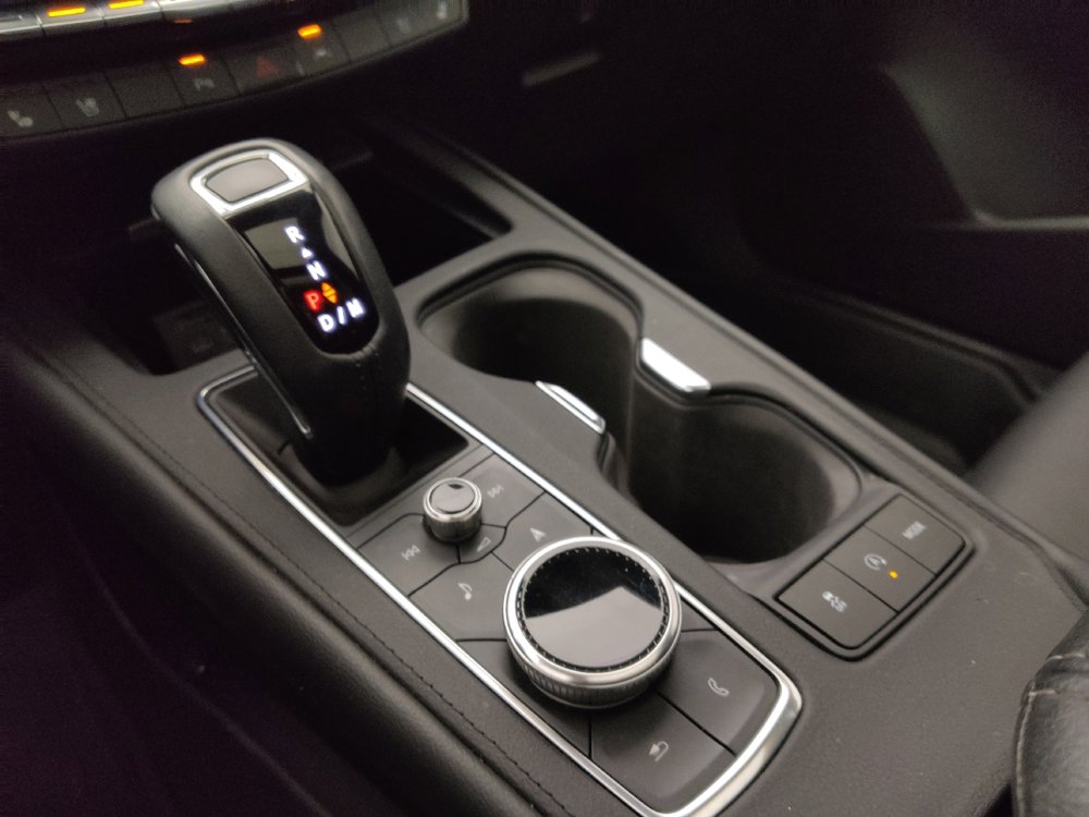 Used 2019 Cadillac XT4 Premium Luxury image 26