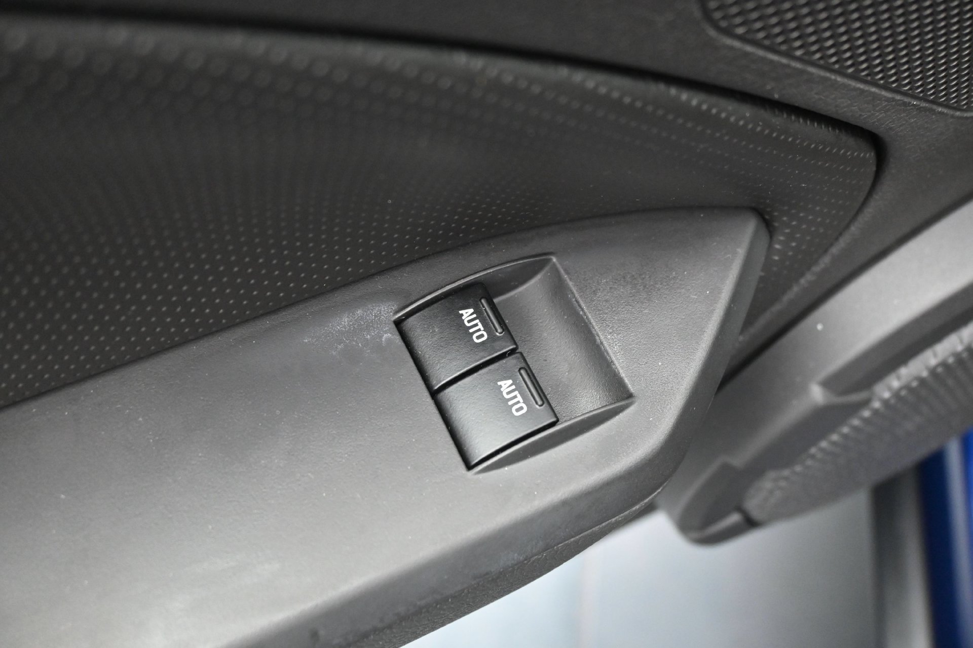 Used 2007 Ford Mustang Shelby GT500 RWD image 17