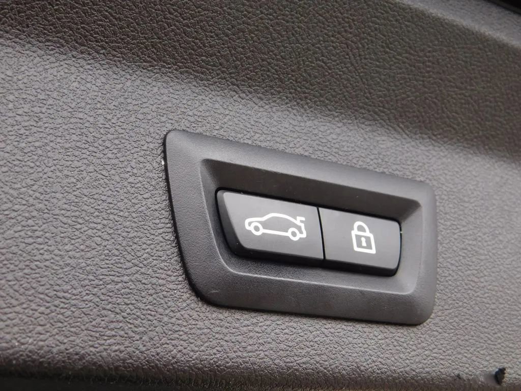 Used 2020 BMW X3 xDrive30i w/ Convenience Package image 8