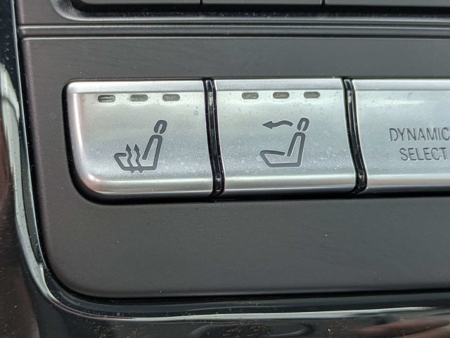 Used 2020 Mercedes-Benz SLC 300 image 22