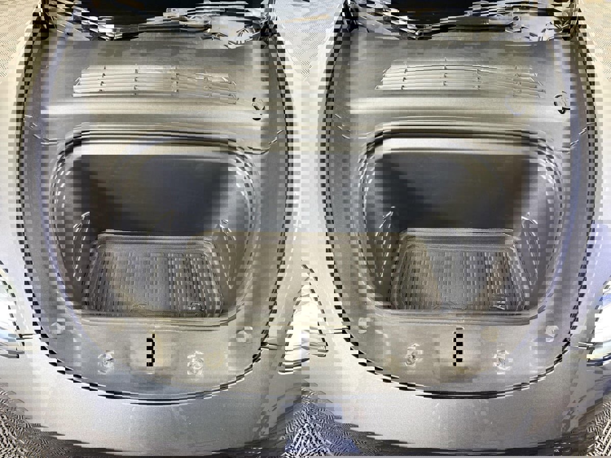 Used 2022 Tesla Model Y Long Range image 35