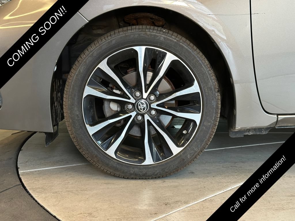 Used 2017 Toyota Corolla XSE w/ Carpet Mat Package (TMS) FWD image 26
