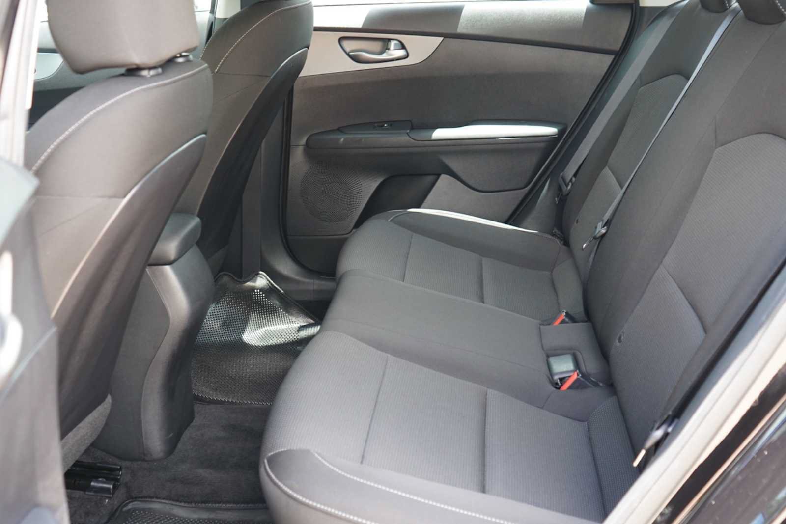 Certified 2021 Kia Forte Sedan FWD image 21