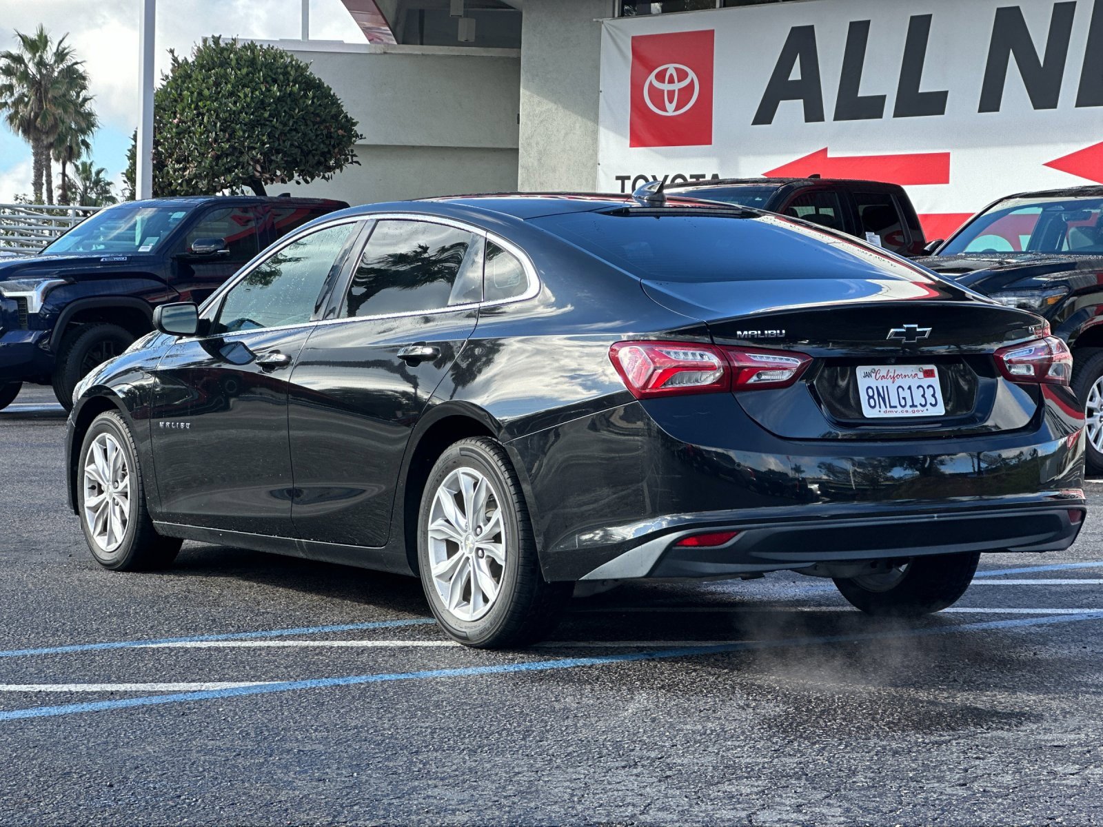 Used 2019 Chevrolet Malibu LT w/ Leather Package image 3