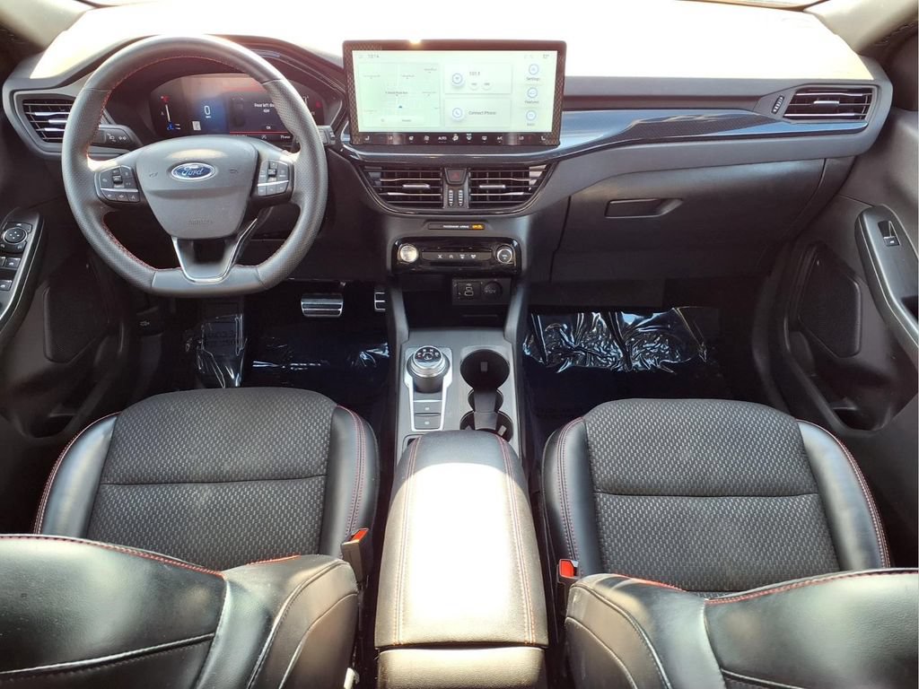Used 2024 Ford Escape ST-Line w/ Tech Pack #1 FWD image 11