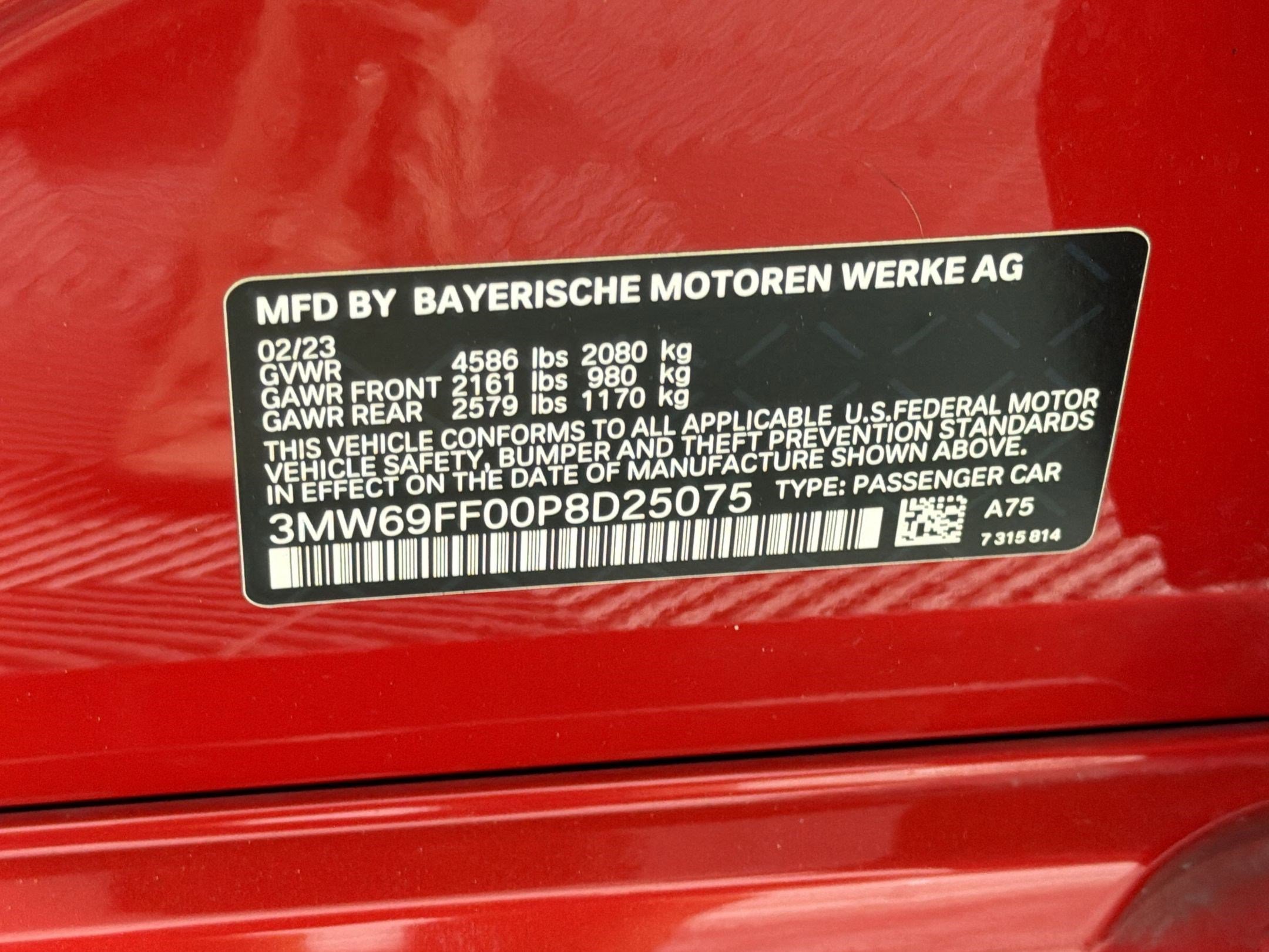 Used 2023 BMW 330i Sedan w/ Premium Package image 21