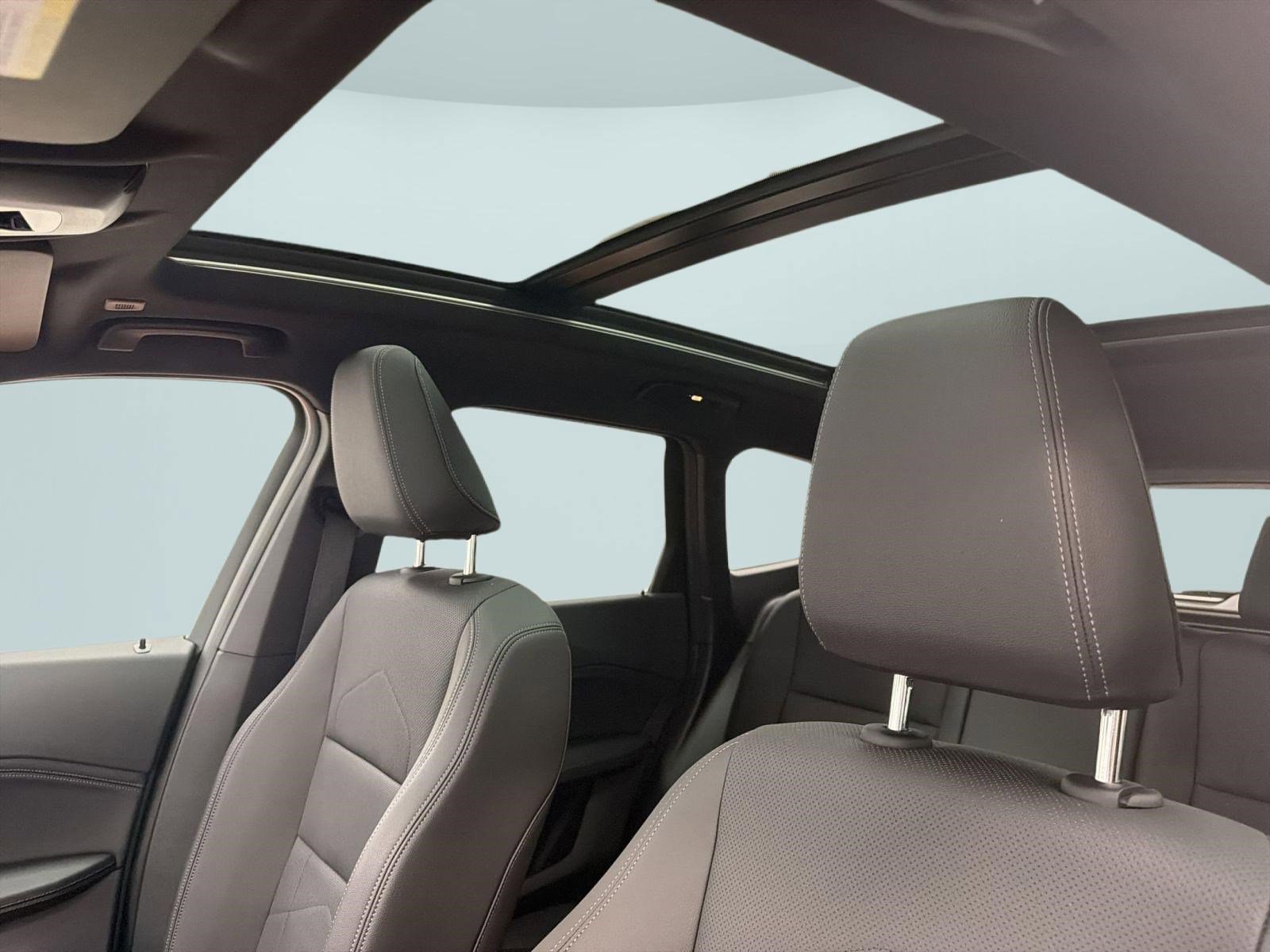 Certified 2023 BMW X1 xDrive28i w/ Convenience Package image 15