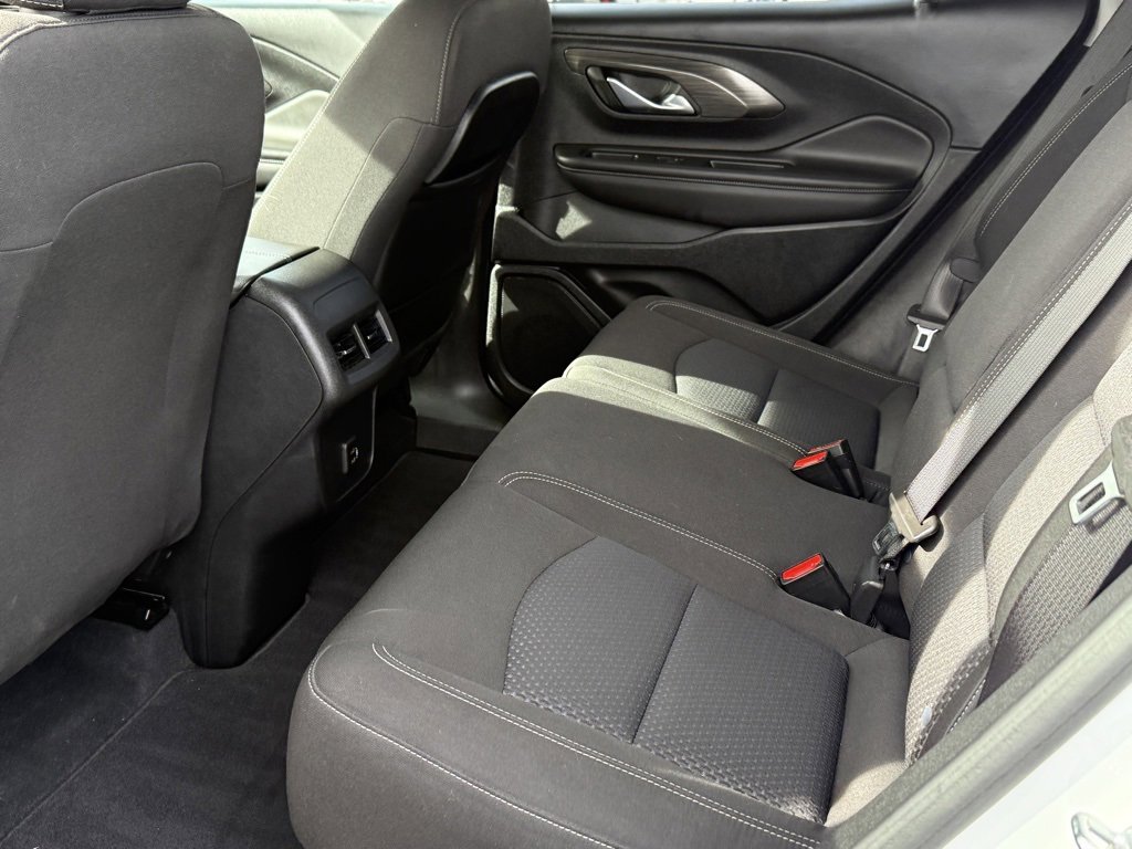 Used 2023 GMC Terrain SLE FWD image 22