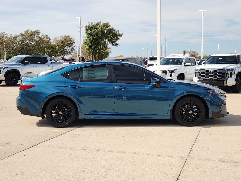 New 2026 Toyota Camry SE w/ Convenience Package FWD image 4