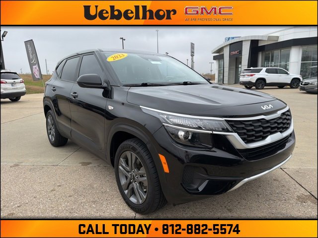 Used 2023 Kia Seltos LX image 1