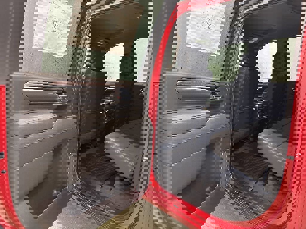 New 2026 Chevrolet Silverado 3500 LTZ w/ LTZ Plus Package image 31