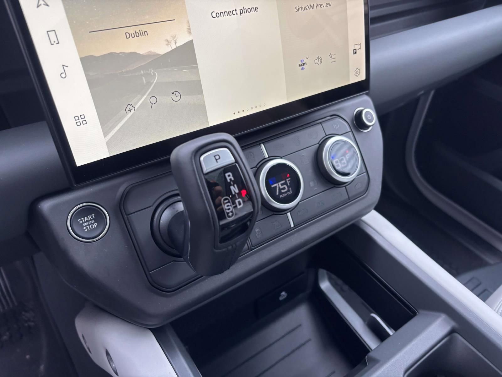 New 2026 Land Rover Defender 110 X-Dynamic SE image 17