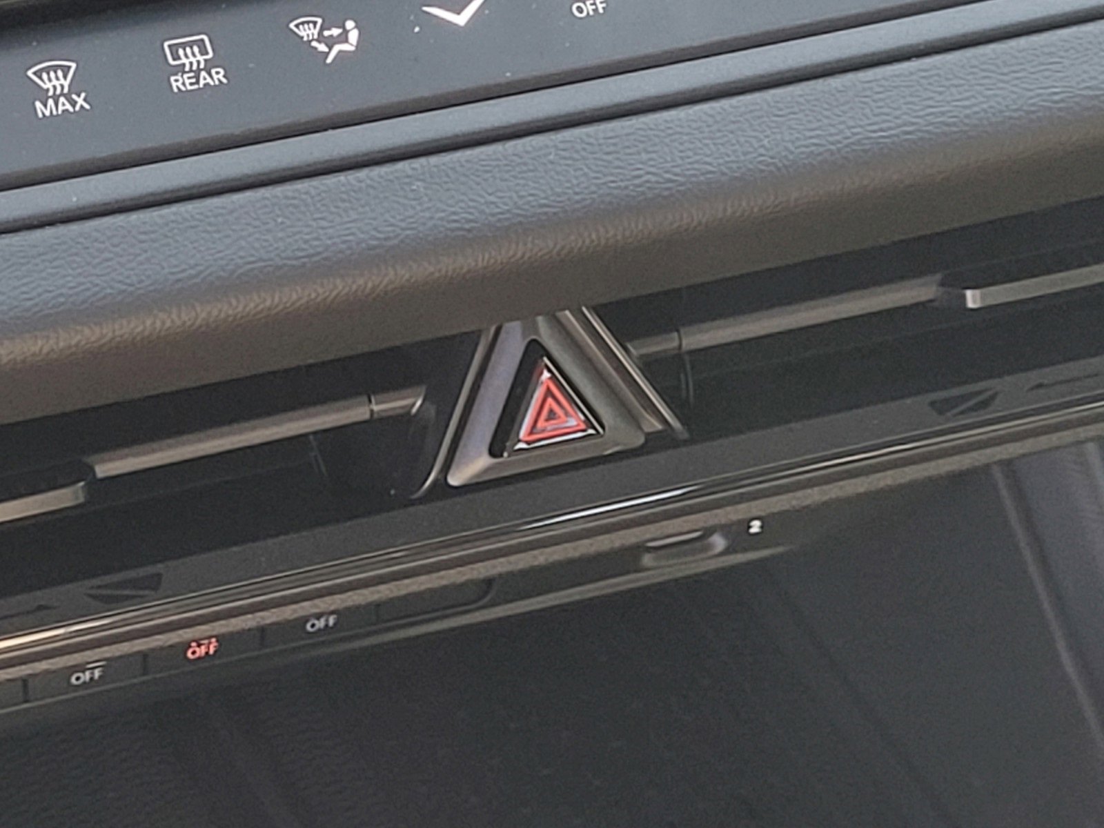 New 2024 Dodge Charger R/T w/ Plus Group image 20