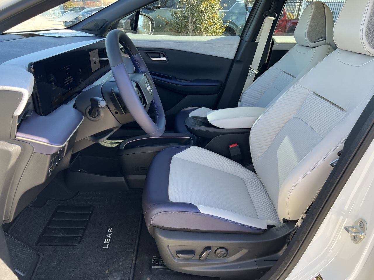 New 2026 Nissan Leaf Platinum+ w/ Cargo Package (Platinum+) image 14