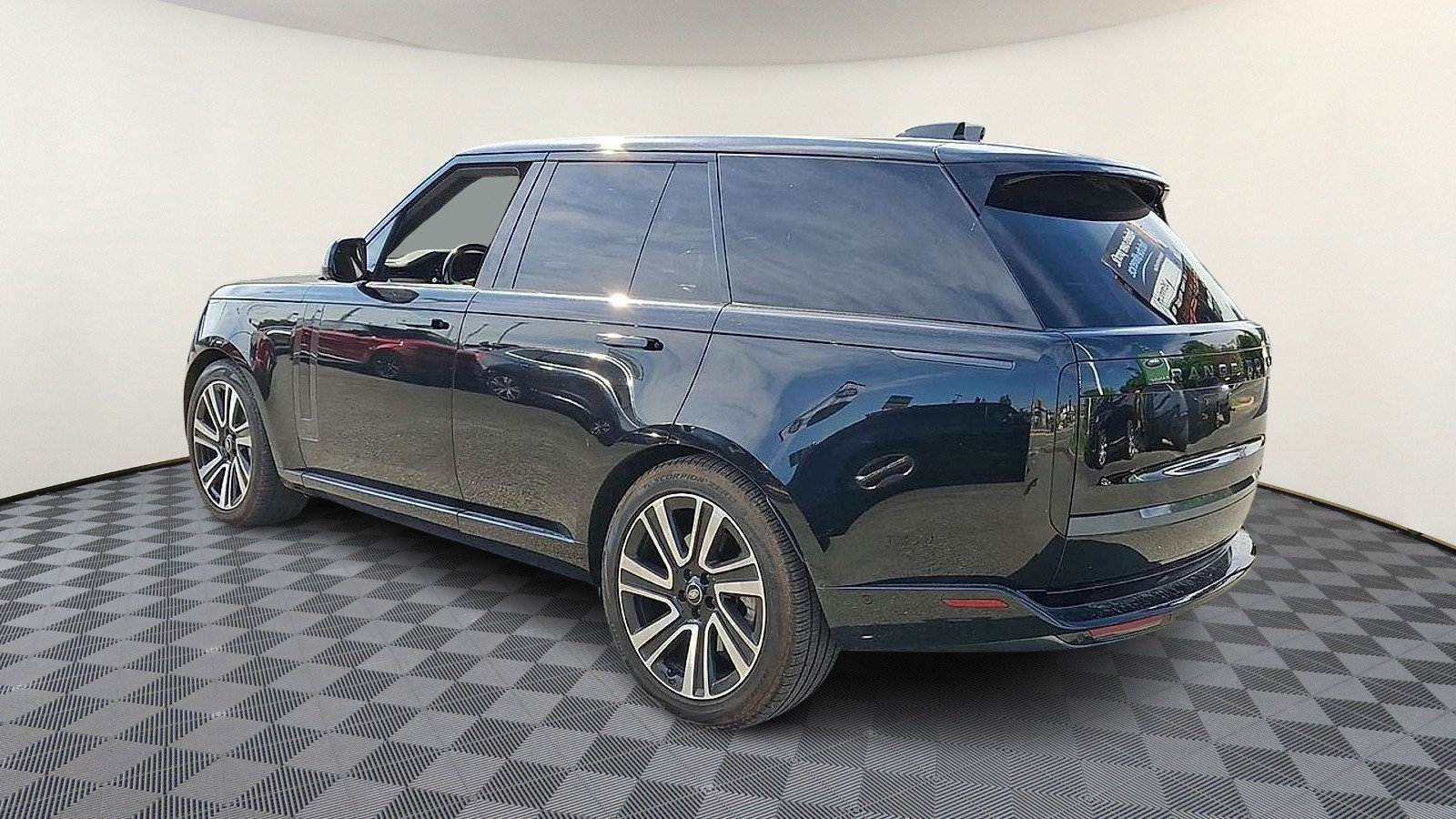 Certified 2023 Land Rover Range Rover SE AWD/4WD image 6