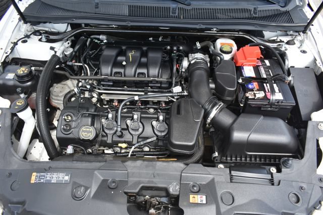 Used 2018 Ford Taurus Limited FWD image 53