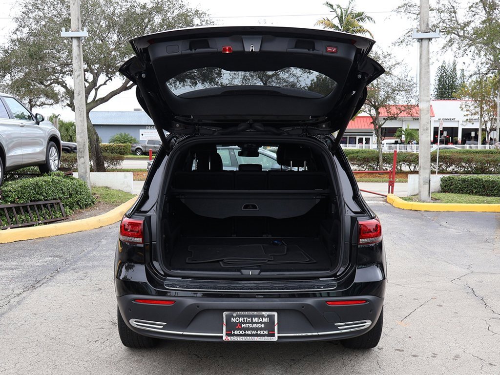 Used 2023 Mercedes-Benz EQB 250+ image 17