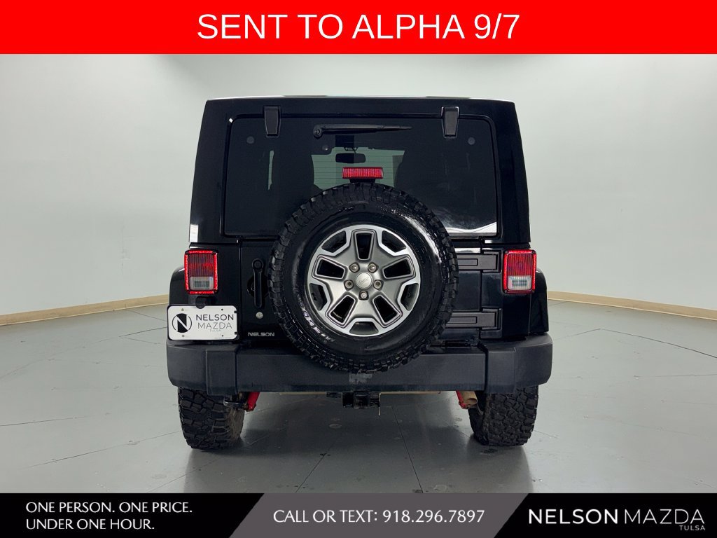 Used 2014 Jeep Wrangler Unlimited Rubicon w/ Connectivity Group AWD/4WD image 7