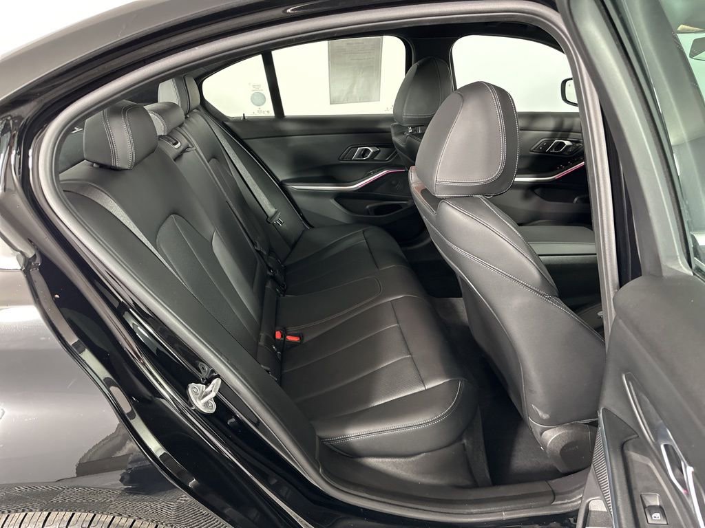Certified 2025 BMW 330i xDrive 330i xDrive w/ Premium Package image 31
