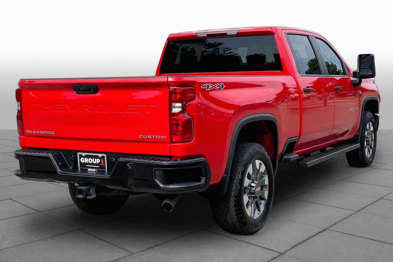 Used 2025 Chevrolet Silverado 2500 Custom w/ Custom Convenience Package AWD/4WD image 13
