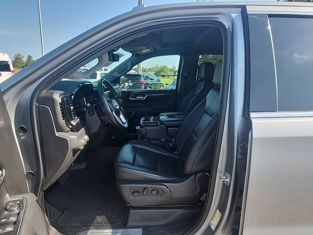 Used 2025 GMC Sierra 1500 SLT RWD image 14