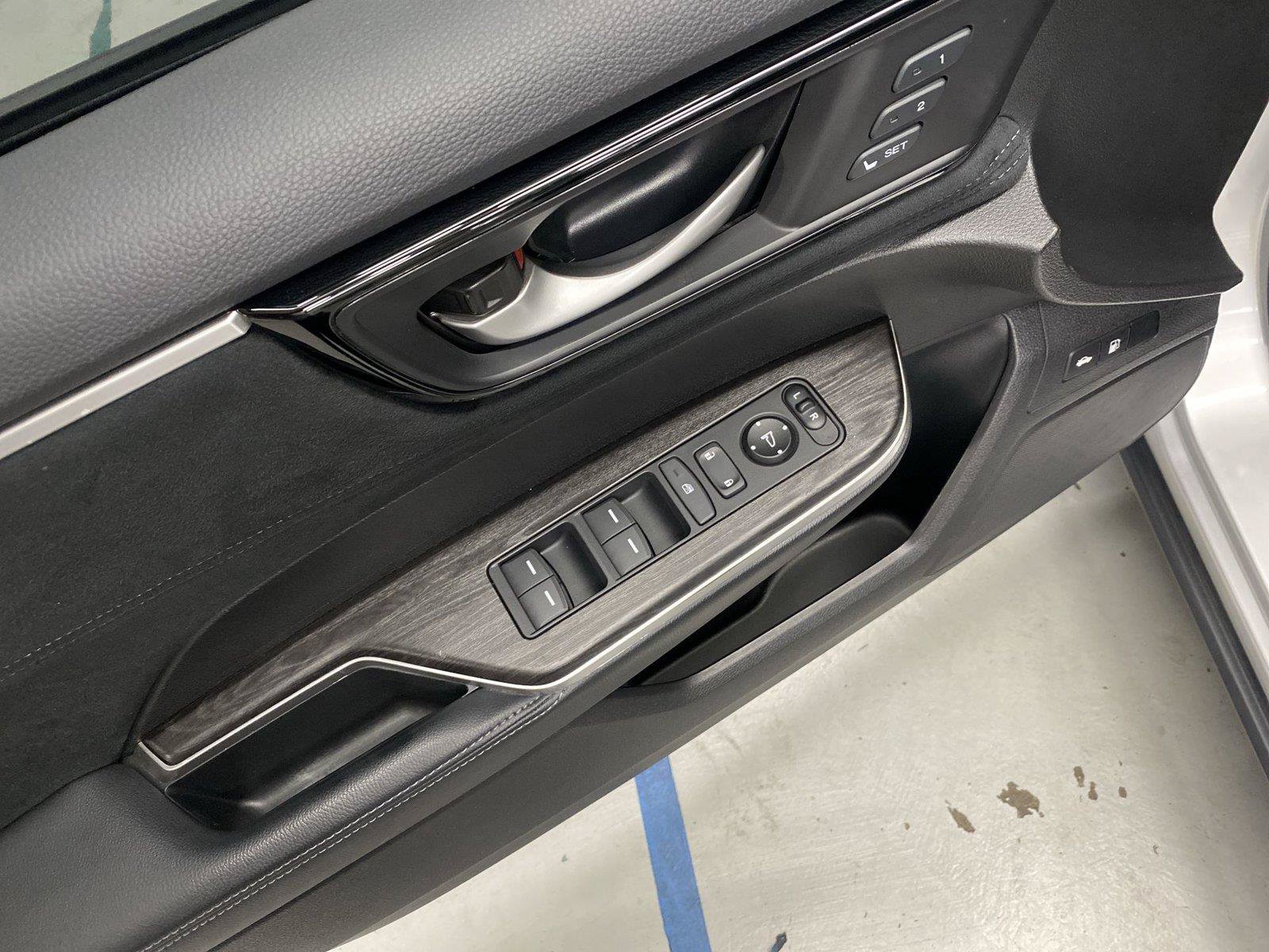 Used 2018 Honda Clarity Touring image 19
